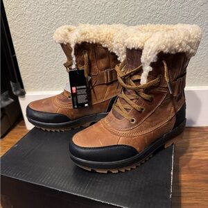 Sorel Tivoli Parc Winter Boots size 7.5